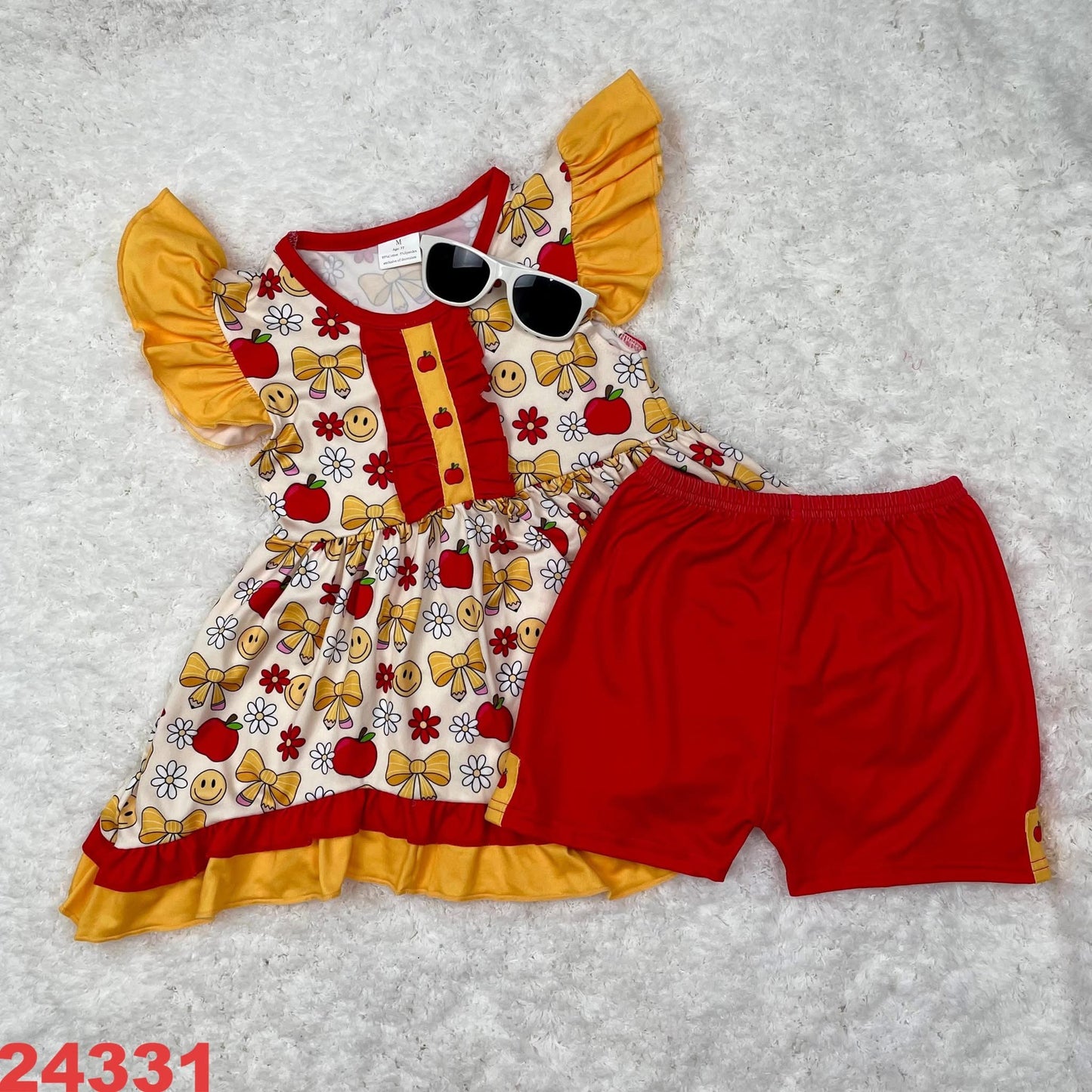 Apple smiley face face set
