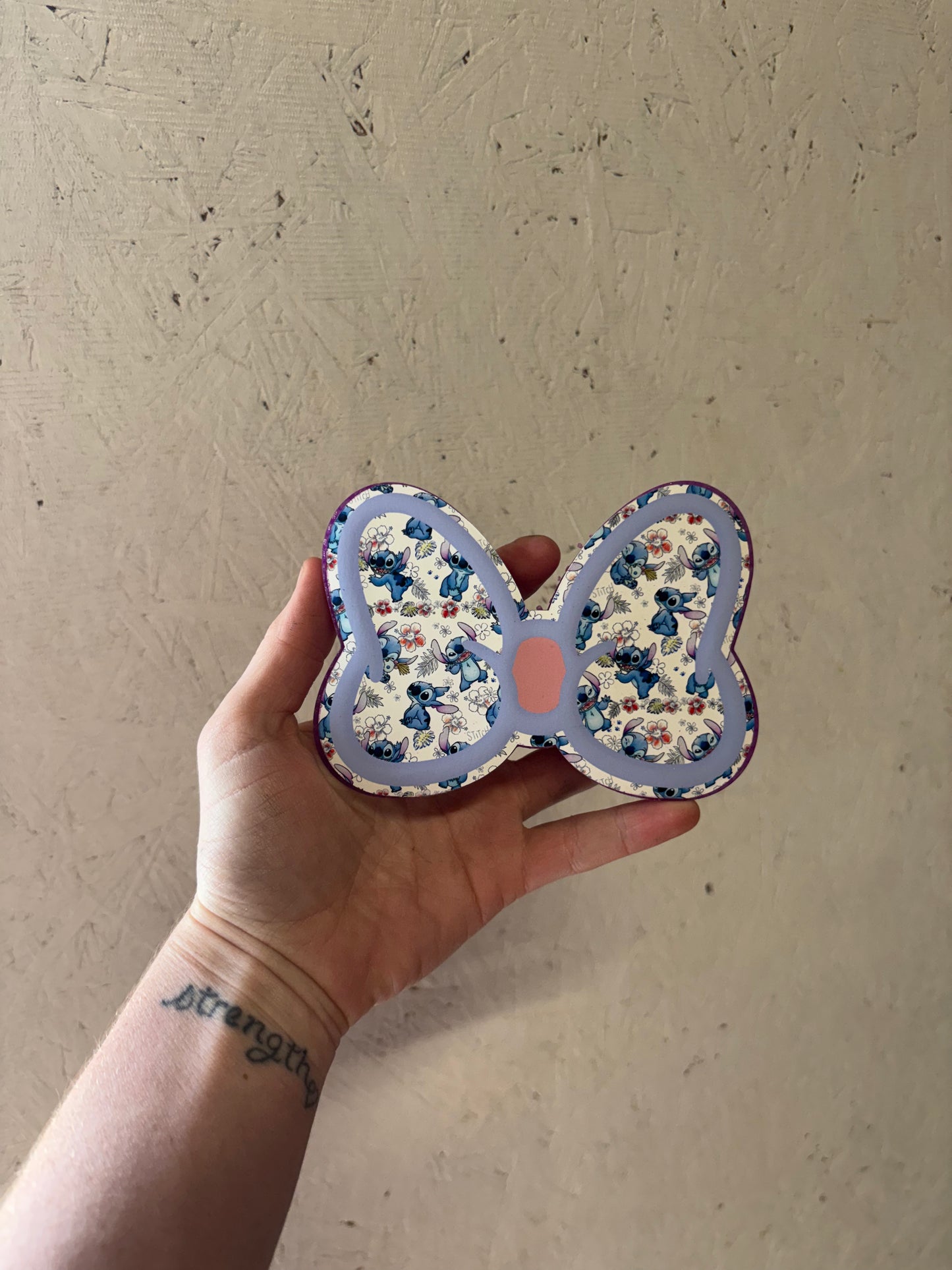Stitch bow