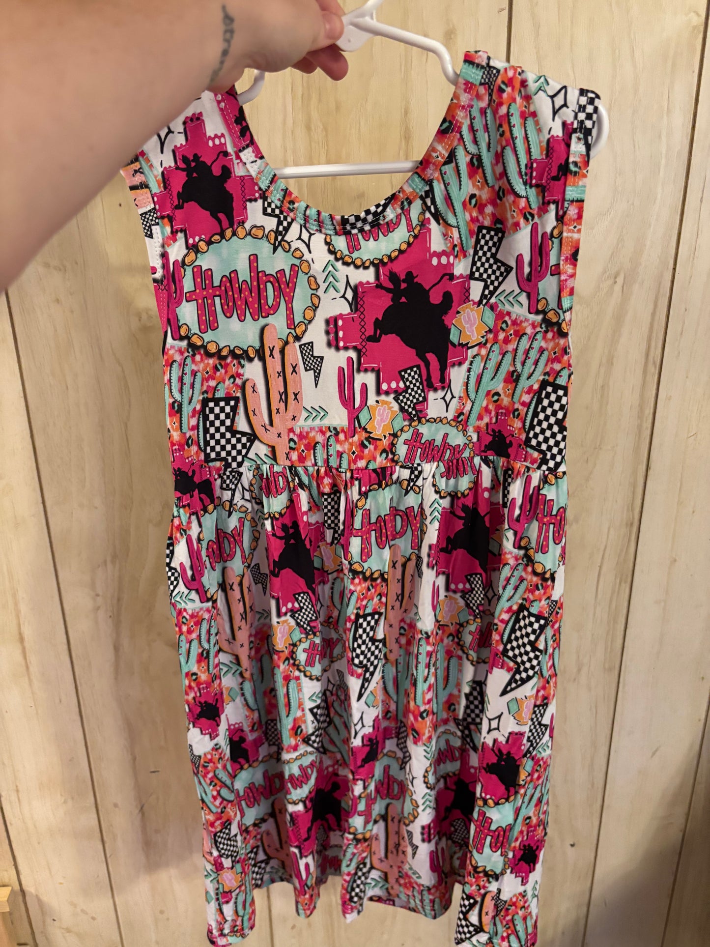 Howdy dress