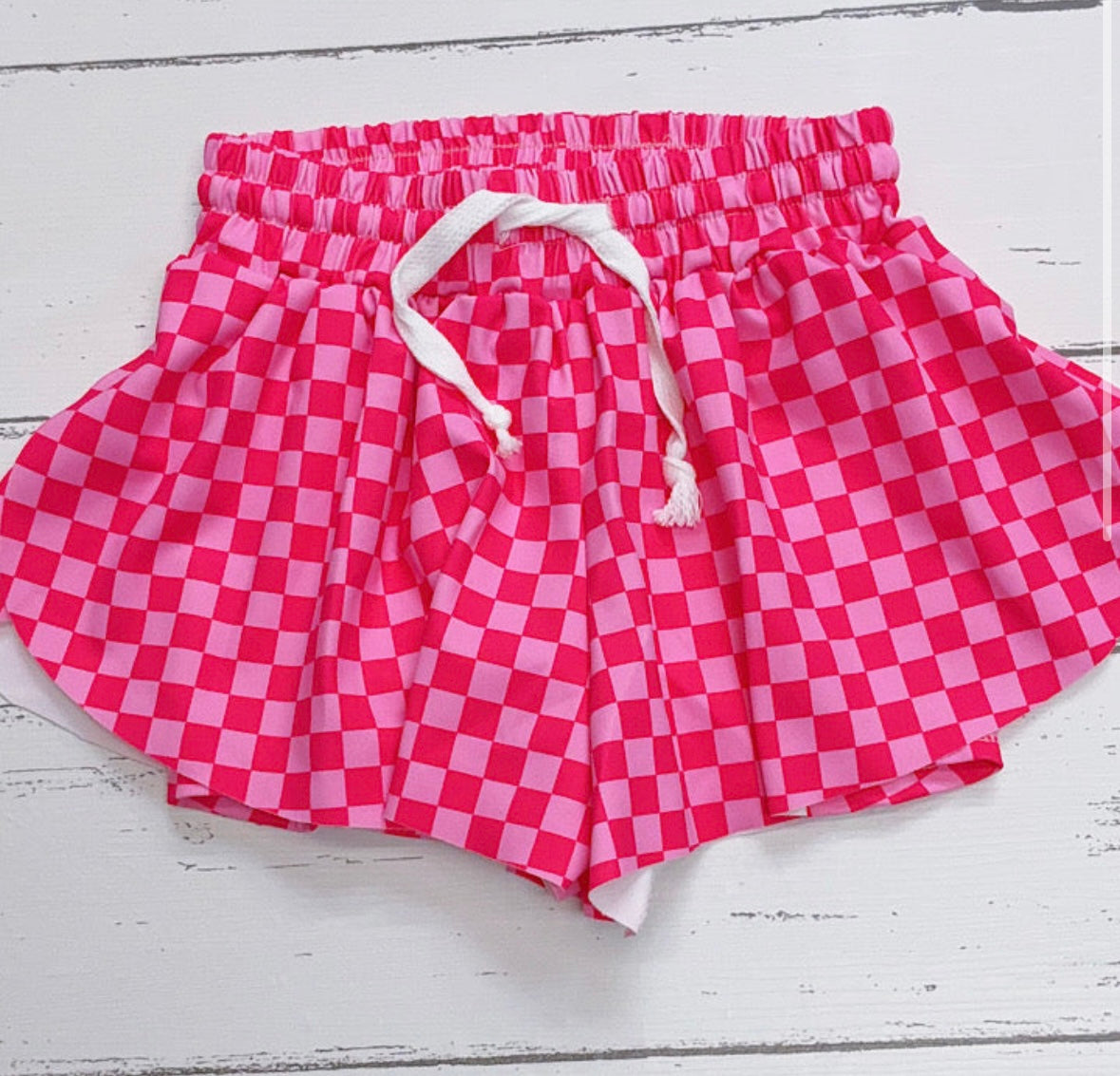 Fuchsia checkered