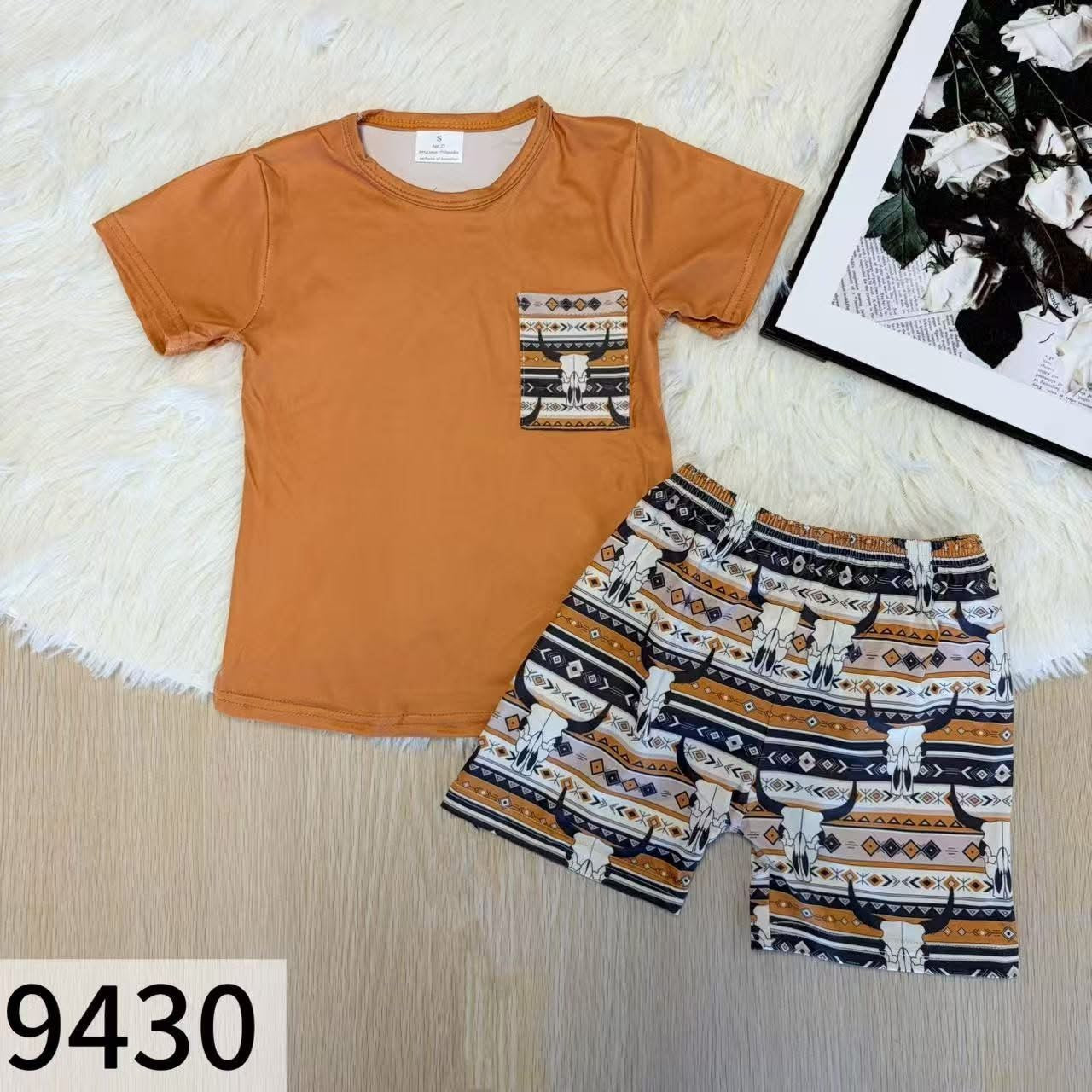 Orange Aztec longhorn set