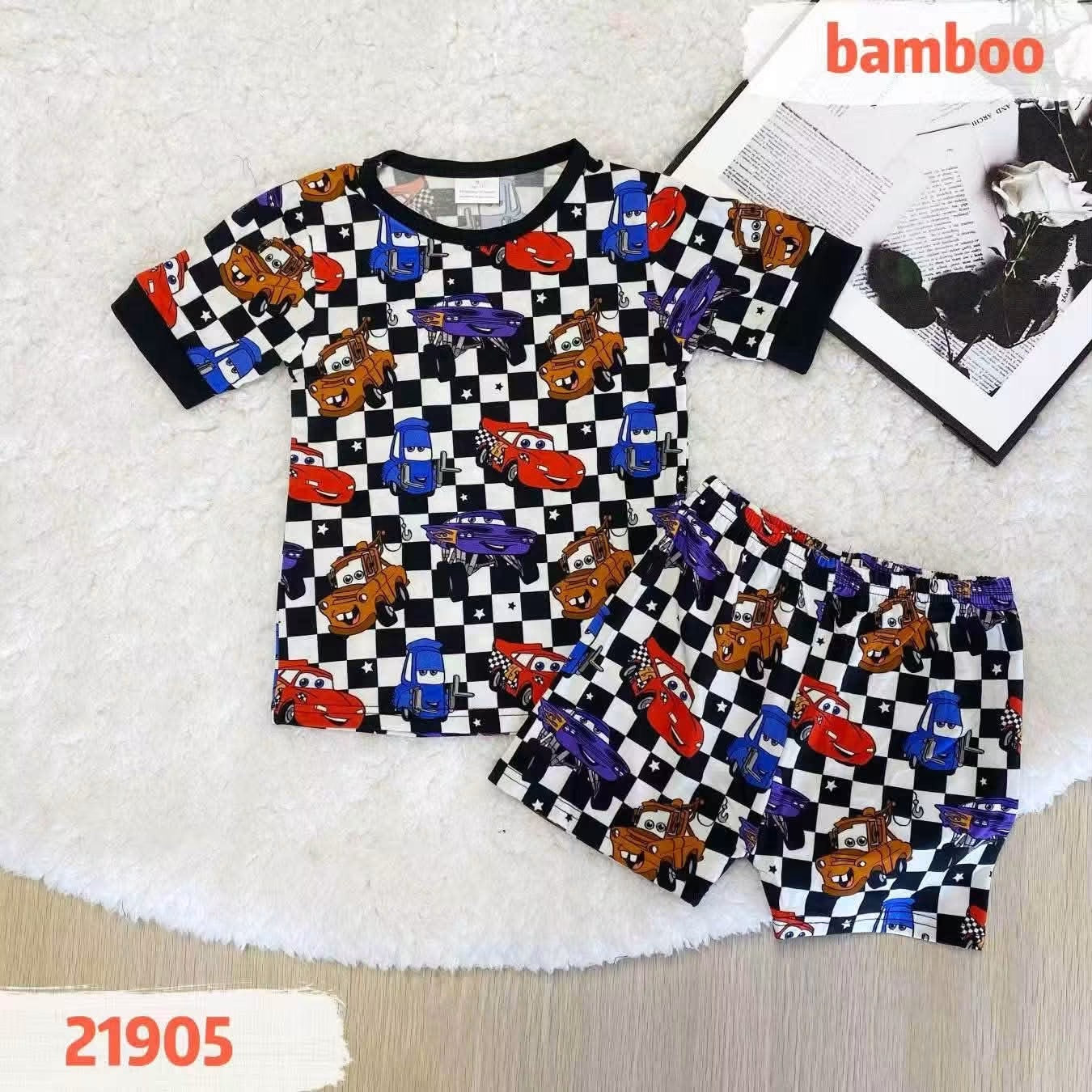 Checkered car set